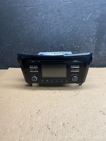 2015 to 2016 Nissan Rogue AM FM XM Radio CD Player Screen Receiver AI3098 DG0