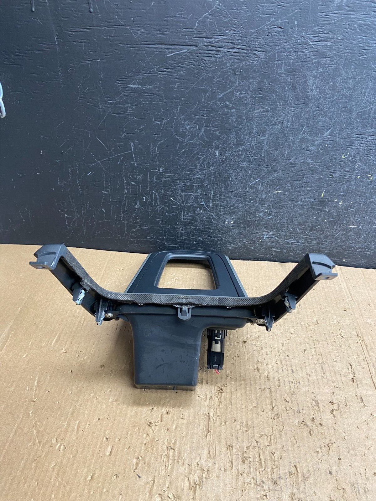 2016 to 2019 Nissan Sentra Center Console Shifter Floor Trim Bezel AF1489 DG3