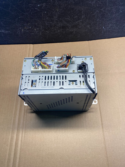2004 2005 Nissan Armada QX56 Radio Stereo Audio CD Player Receiver AD1669 DG5