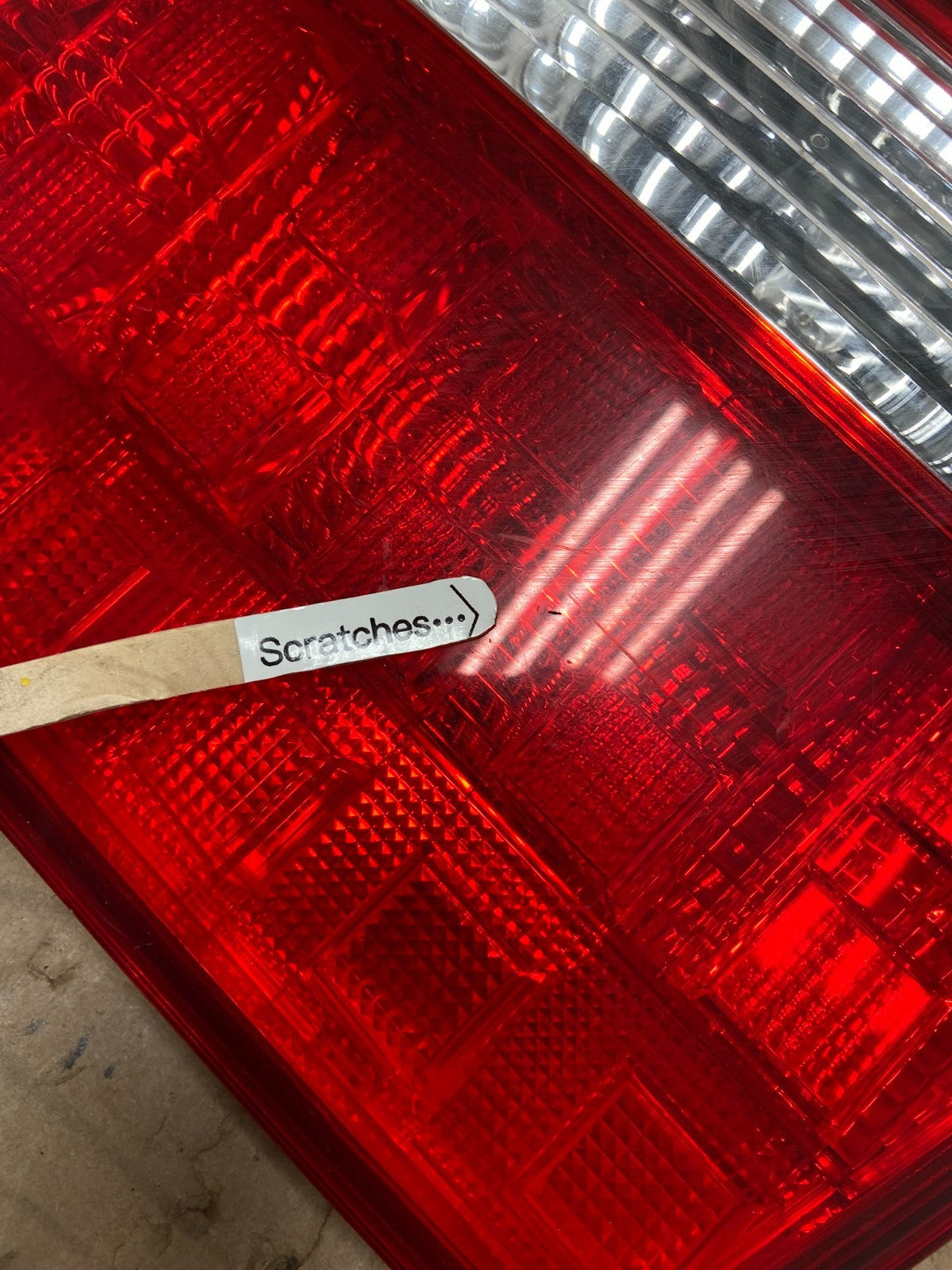 2005 2006 2007 Honda Odyssey Inner Right Passenger RH Tail Light Y0545 DW3
