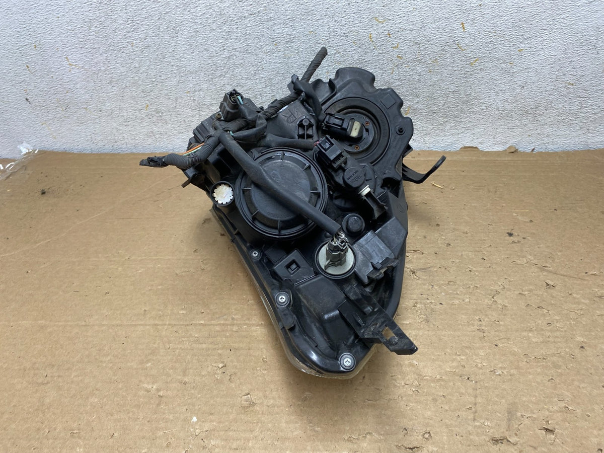 2009-2013 Nissan Rogue Right Passenger Xenon HID Headlight AH9004 DW9