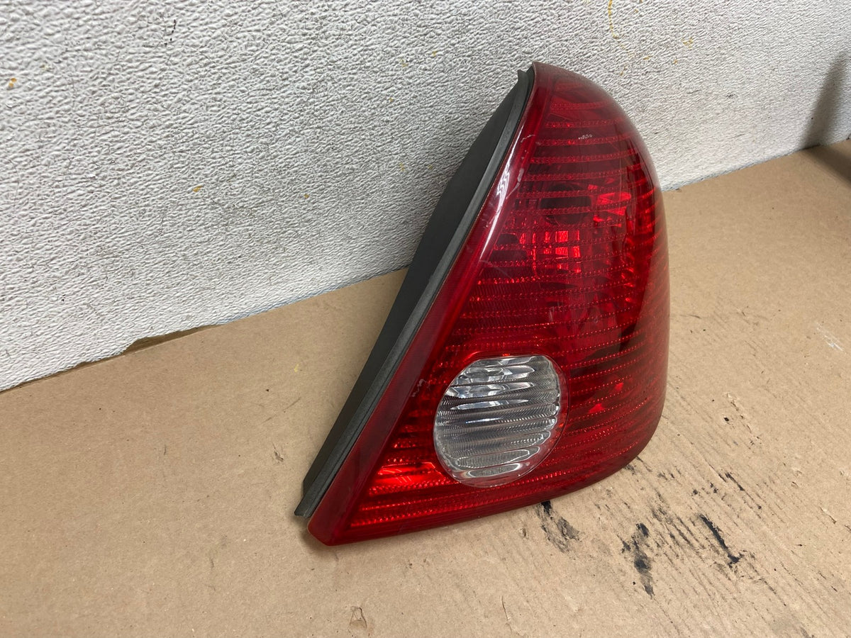 2005-2010 Pontiac G6 Sedan Right Passenger Side Tail Light AH0957 LK1