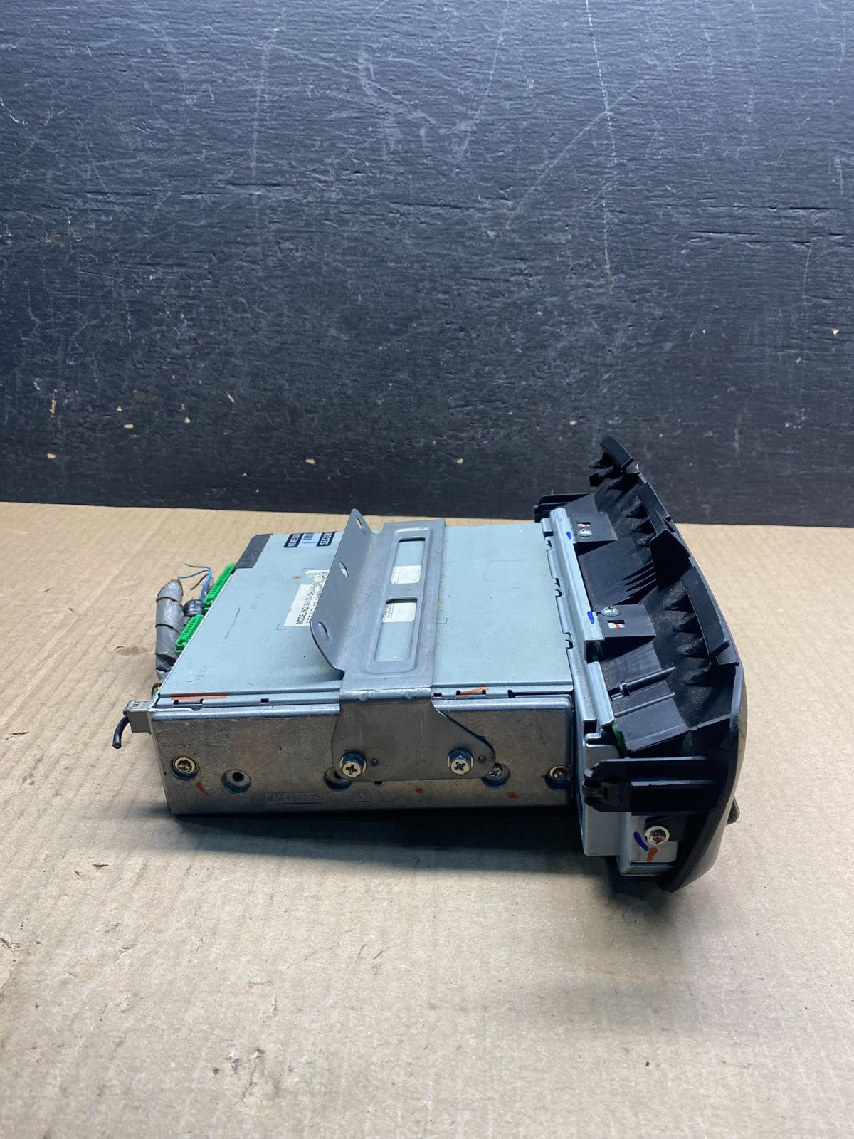 2005 to 2010 Honda Odyssey Am Fm Cd Player Radio Receiver AG9483 DG2
