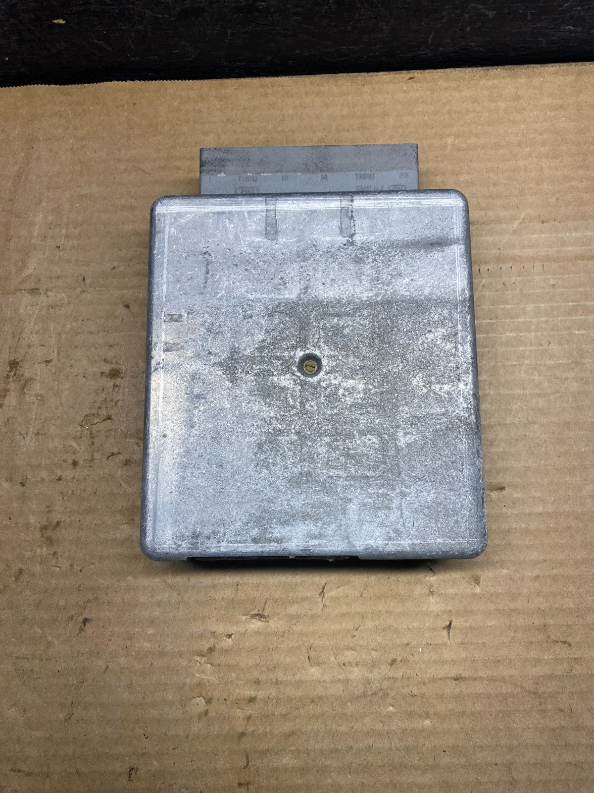 1998 Ford E150 4.2L Engine Control Module Computer ECM ECU AD9844 DG0