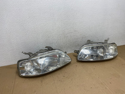 2004 - 2006 Chevrolet Aveo Hatchback Left+Right Headlights Halogen AE9159 DW2
