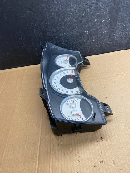 2006 Dodge Durango Speedometer Instrument Cluster Gauge AD2154 DG1