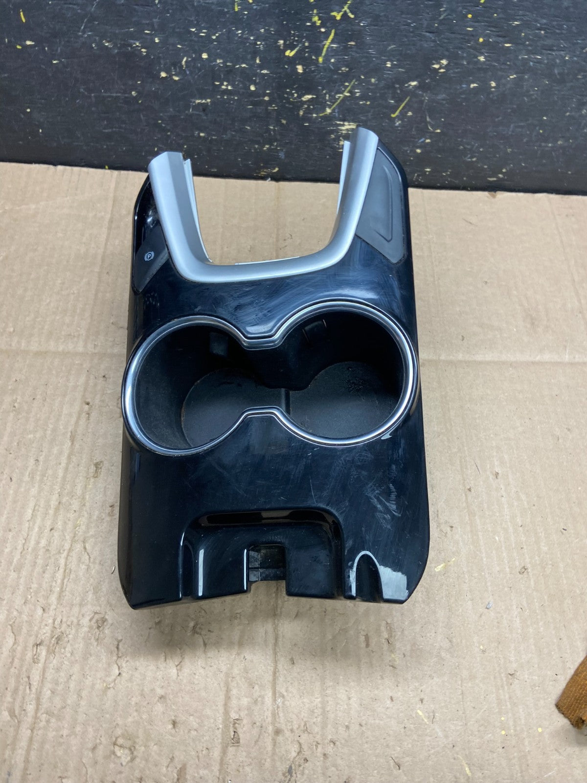 2013 to 2016 Ford Fusion Front Center Console Cup Holder Cupholder OEM aa8134 DG0