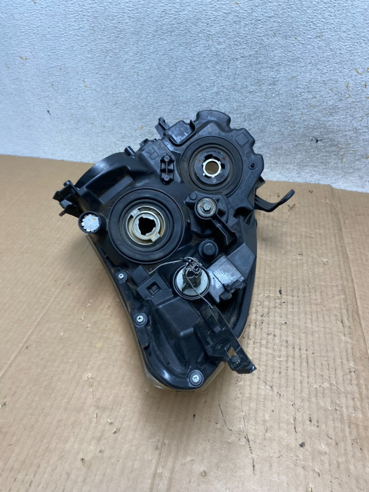 2009-2013 Nissan Rogue Right Passenger Halogen Headlight AI6513 DW6