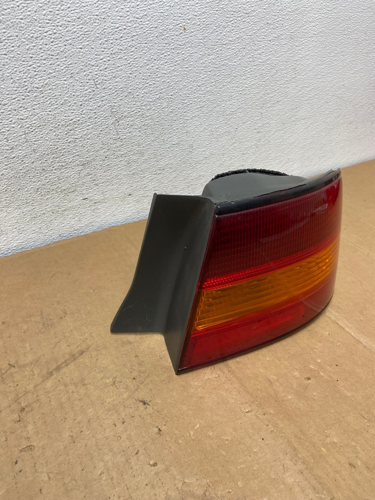 1997 1998 1999 Lexus ES300 Right Passenger RH Side Tail Light AG4099 PS2
