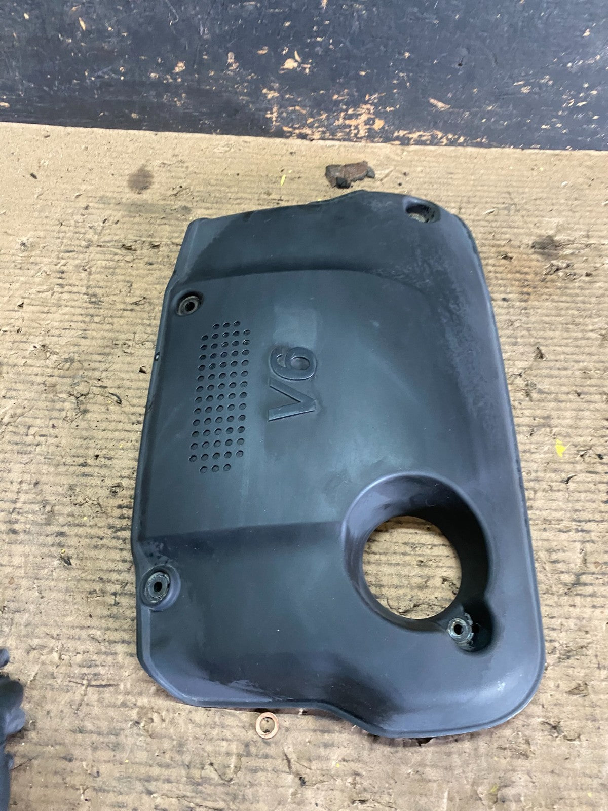 2008 - 2010 Kia Optima Rondo 2.7L V6 Engine Motor Cover s5932 DG3