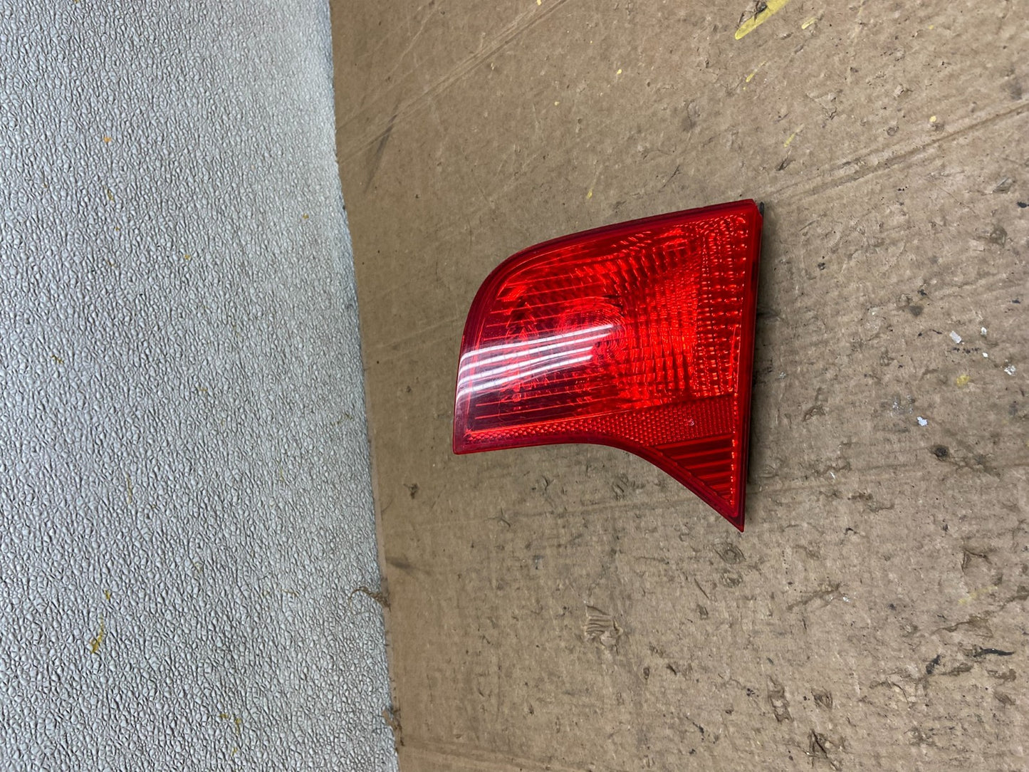 2004-2008 Audi A4 Sedan Right Passenger RH Side Inner Tail Light OEM AA4237 DW0