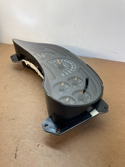 2003 to 2006 Chevrolet Silverado Speedometer Instrument Cluster AG0754 DG2