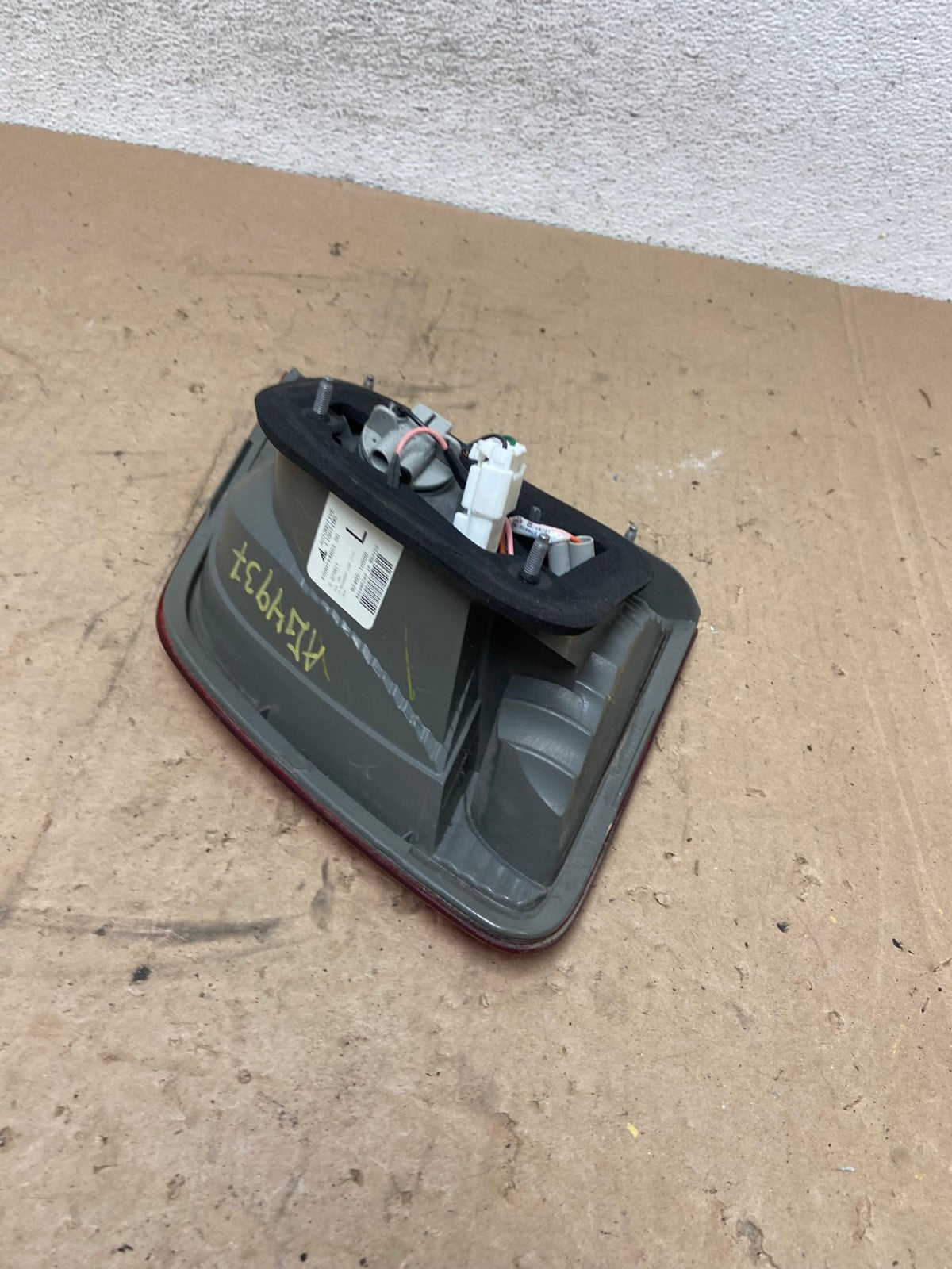 2011 2012 2013 Kia Sorento Left Driver Lh Inner Tail Light AG4937 LK6