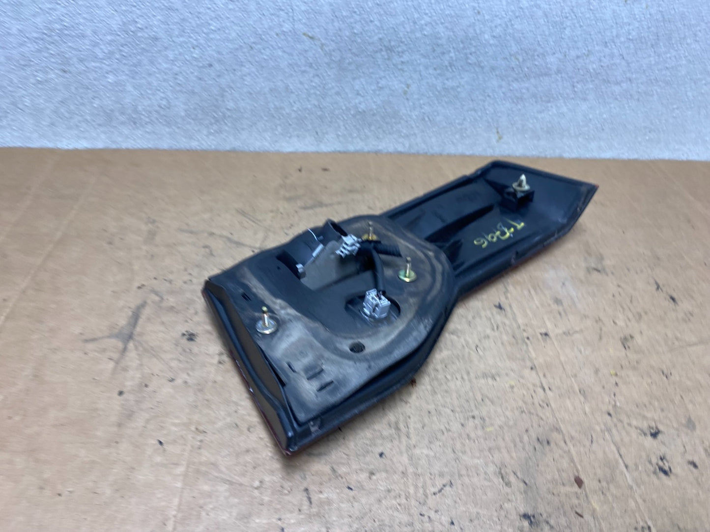 2001 to 2002 Honda Accord Left Driver LH Side Inner Tail Light OEM T3796 DW5