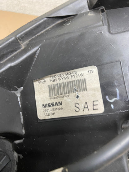 2008 to 2012 Nissan Versa Headlight Right Passenger Rh Side AB5995 DW8