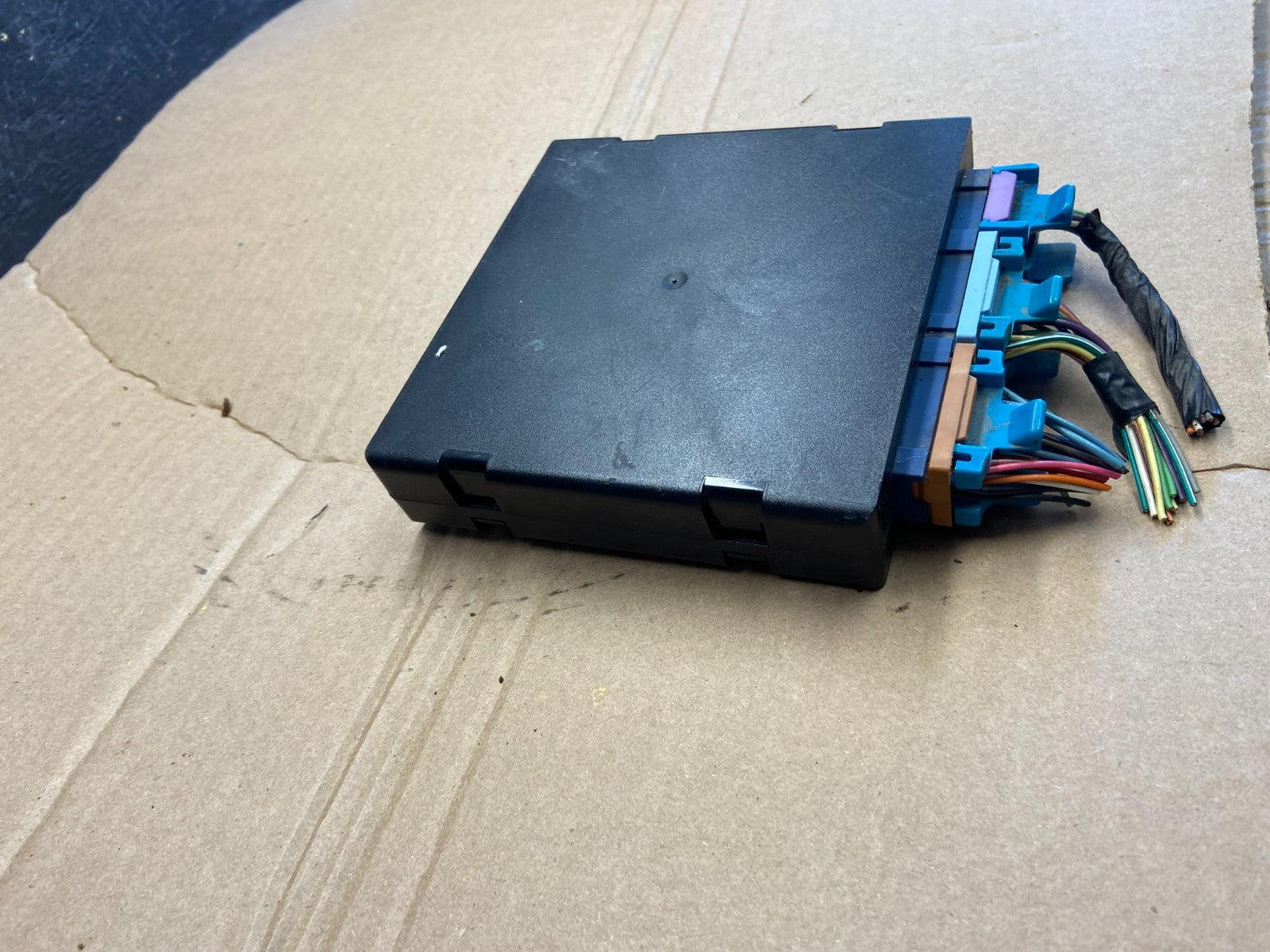 1999 to 2001 Chevrolet Astro Silverado Body Control BCM Module AF1782 DG2