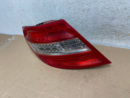 2008 - 2011 Mercedes C-Class Left Driver LH LED Tail Light AH9350 LK1