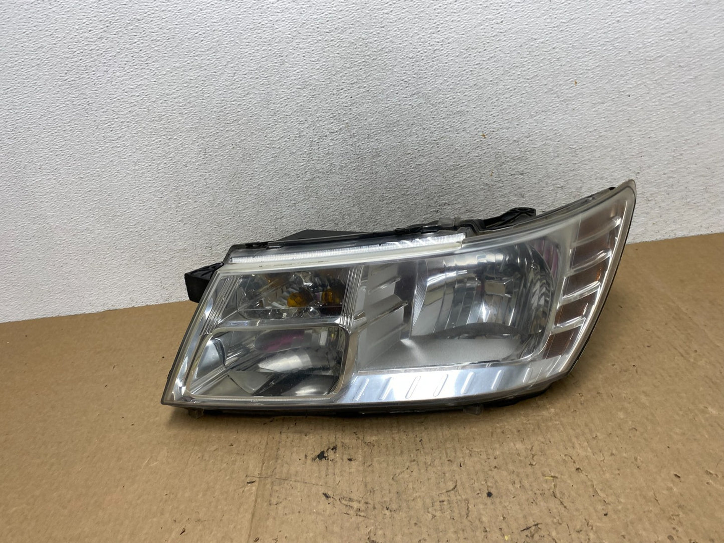 2009 to 2017 Dodge Journey Headlight Left Driver Lh Side Halogen AF9870 DW0