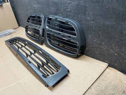 2008 - 2010 Porsche Cayenne Cover Bottom Center Grille Grill Trim OEM X3043  DG1