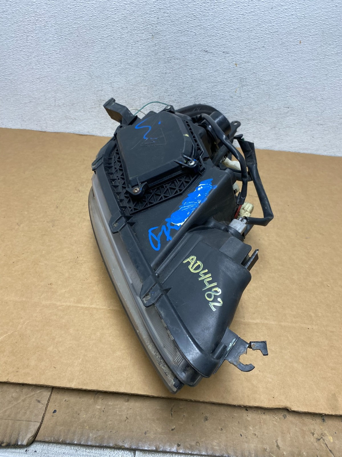 2005 - 2006 Lexus Es330 Left Driver Lh Headlight Xenon HID AD4482 DW10