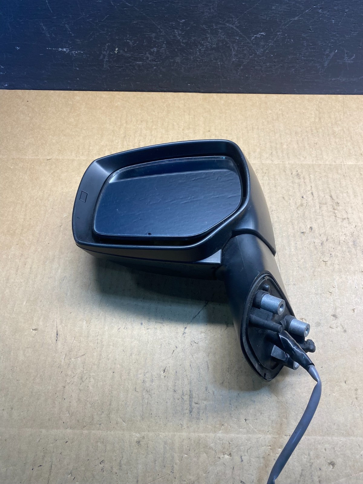 2012 to 2016 Subaru Impreza XV Crosstrek LH Left Driver View Mirror ac4229 DG8