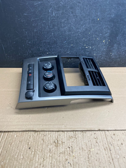2008 to 2012 Jeep Liberty Dash Climate Temperature Control Radio Bezel AG0035 DG3