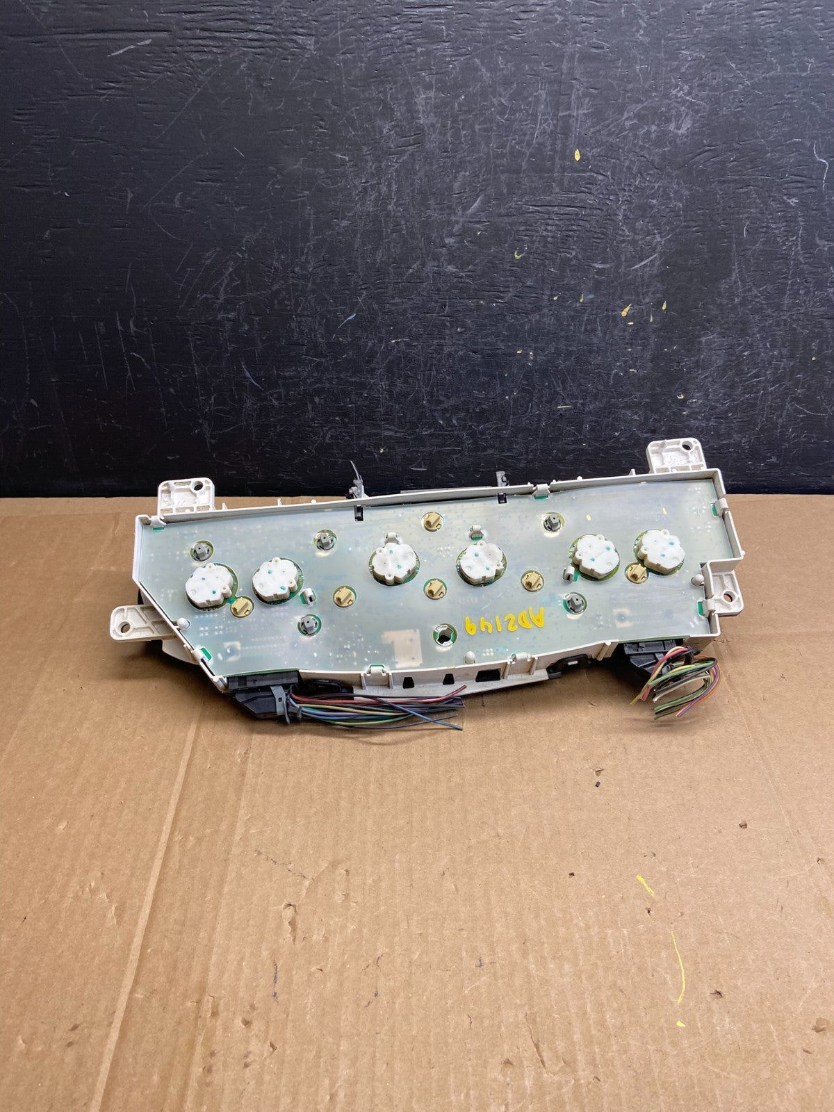 2006 Ford E350 Gauge Speedometer Cluster ad2149 DG6