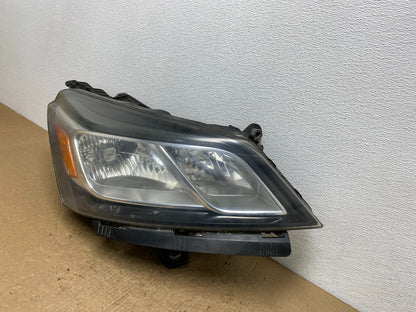 2013-2017 Chevrolet Traverse Right Passenger Side Halogen Headlight AC1592 DW1