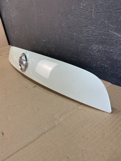 2011-2014 Nissan Juke Rear Trunk Tailgate Liftgate Emblem Panel AE3680 DG1