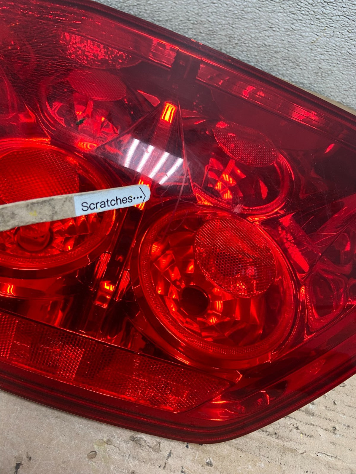 2003 2004 2005 Honda Pilot Left Driver LH Side Tail Light AA9465 LK3