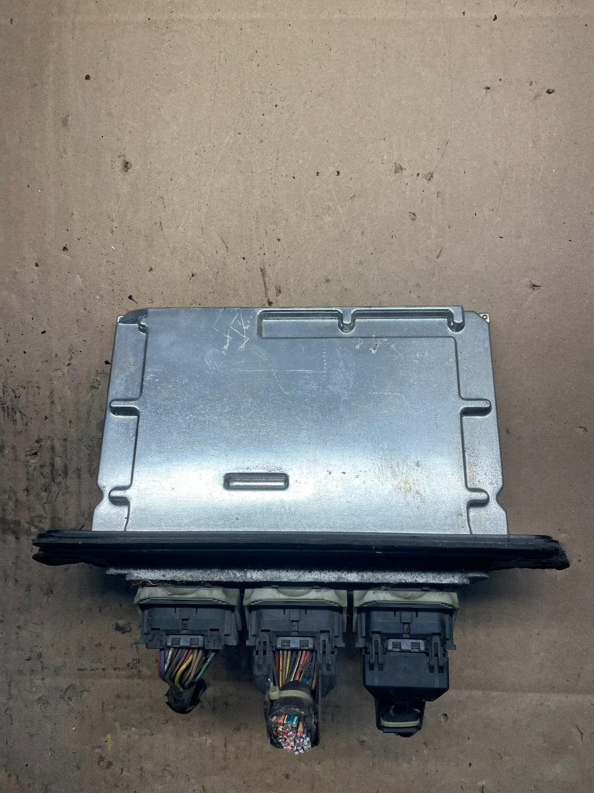 2004 Ford Explorer Engine Control Unit ECU Computer Module S8212 DG2