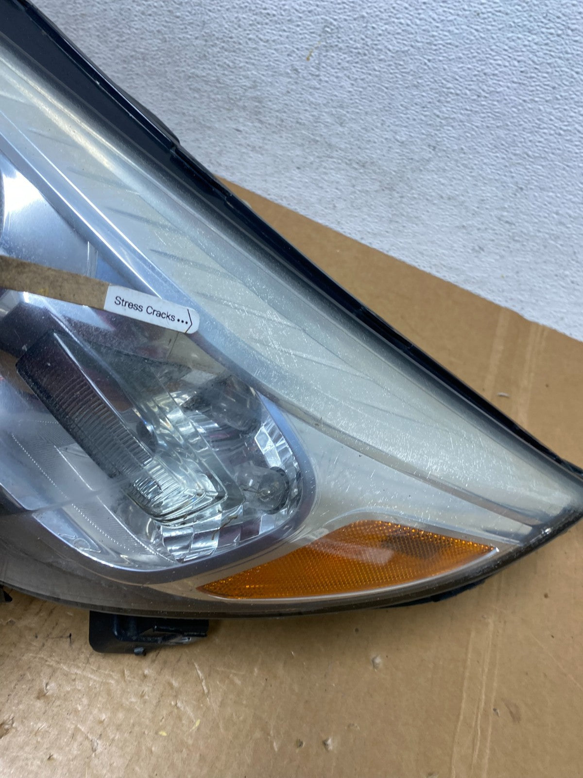 2013 2014 2015 Chevrolet Malibu Headlight Projector Left Driver Side AE06094