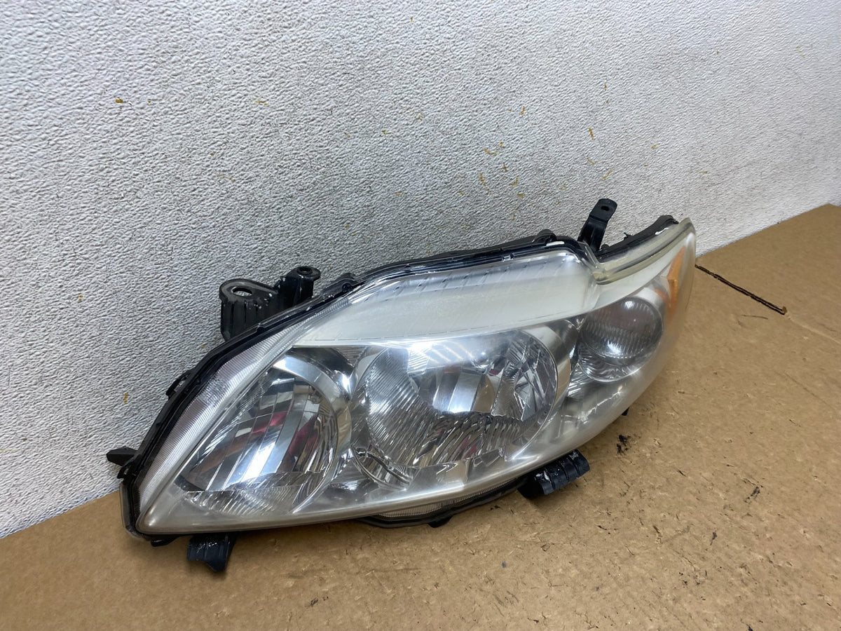 2009 to 2010 Toyota Corolla Left Driver LH Headlight AI3645 DW2