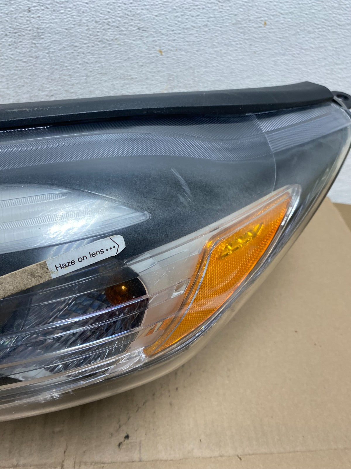 2016 to 2018 Kia Sorento Left Driver LH Side Headlight Halogen AE6694 DW4