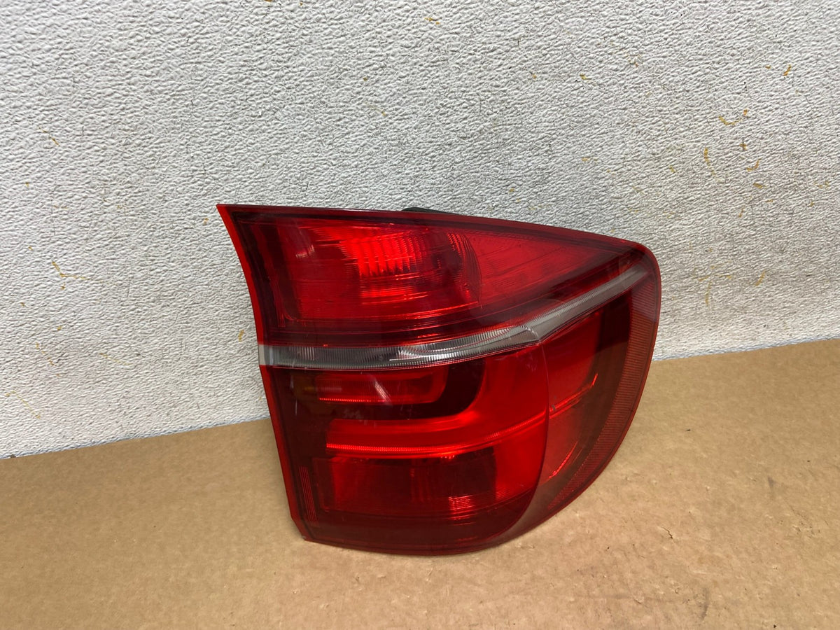 2011 2012 2013 Bmw X5 E70 Right Passenger Side Rh Tail Light AI3378 LK0