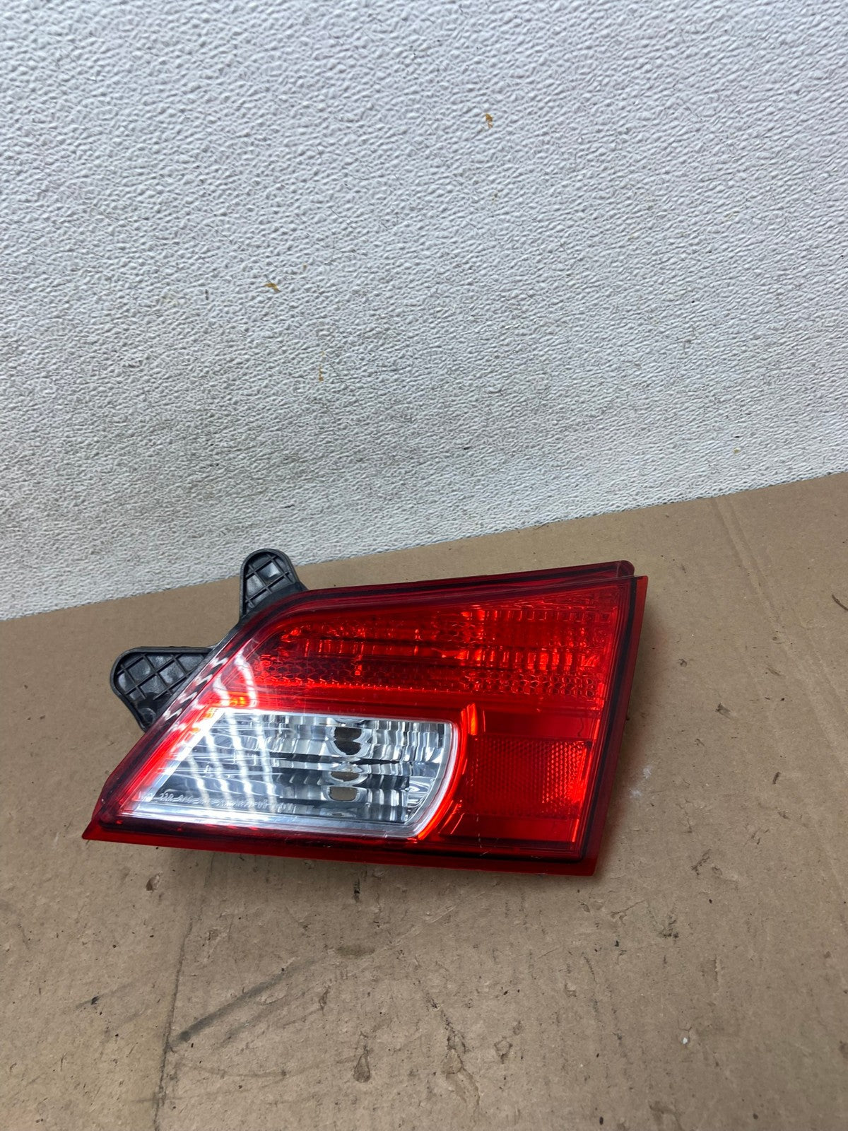 2010 - 2014 Subaru Outback Right Passenger RH Inner Tail Light AG4922 LK0