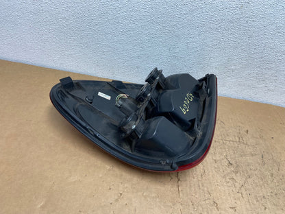 2001 2003 Dodge Grand Caravan Left Driver Lh Tail Light AD0669 LK3
