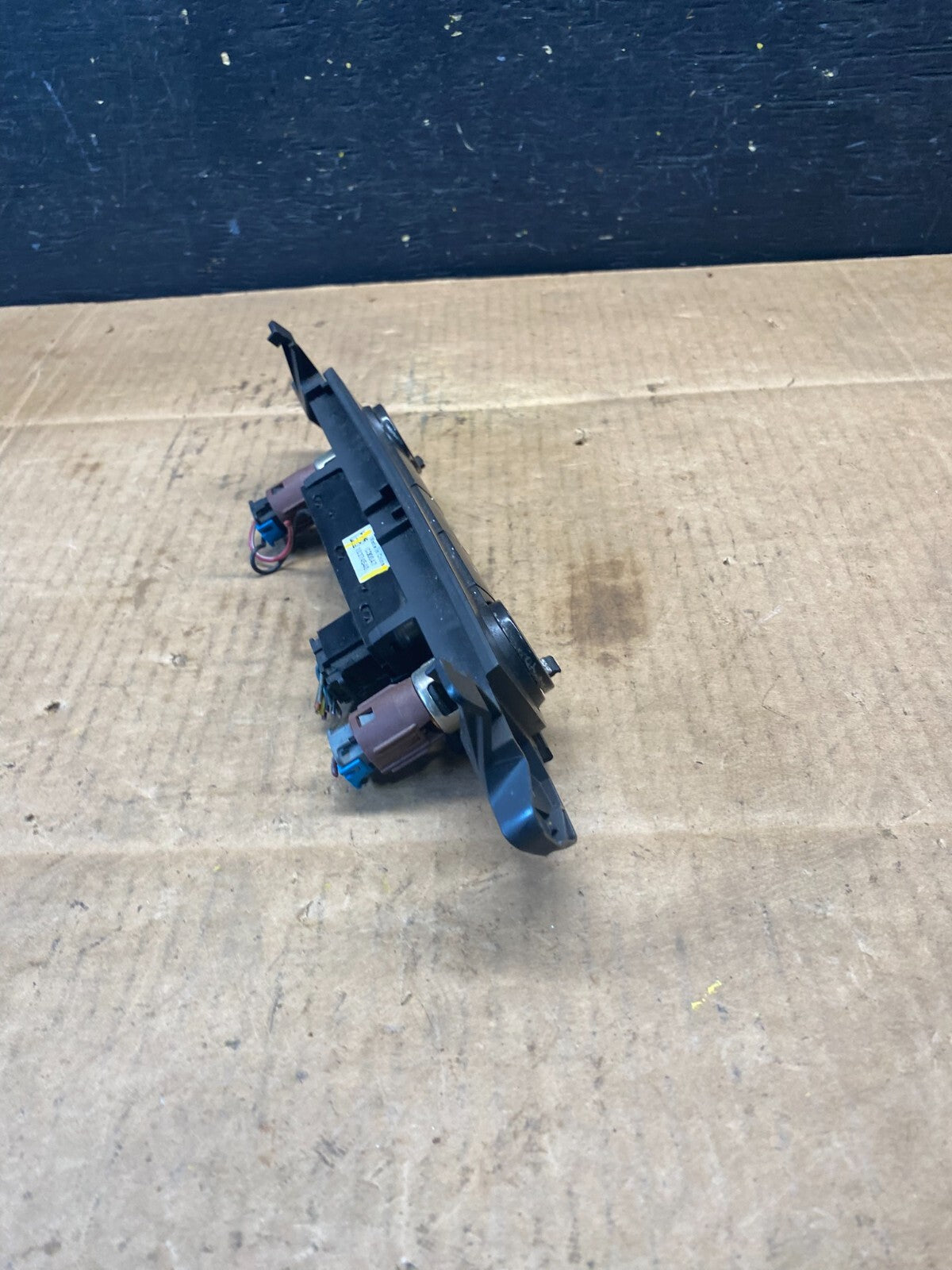2007 - 2014 Chevrolet Tahoe Yukon Pedal Traction Control Switch OEM W9444 DG2
