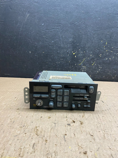 1994 - 1996 Pontiac Grand Prix Radio Cassette AM/FM Panel Oem T5989 DG0