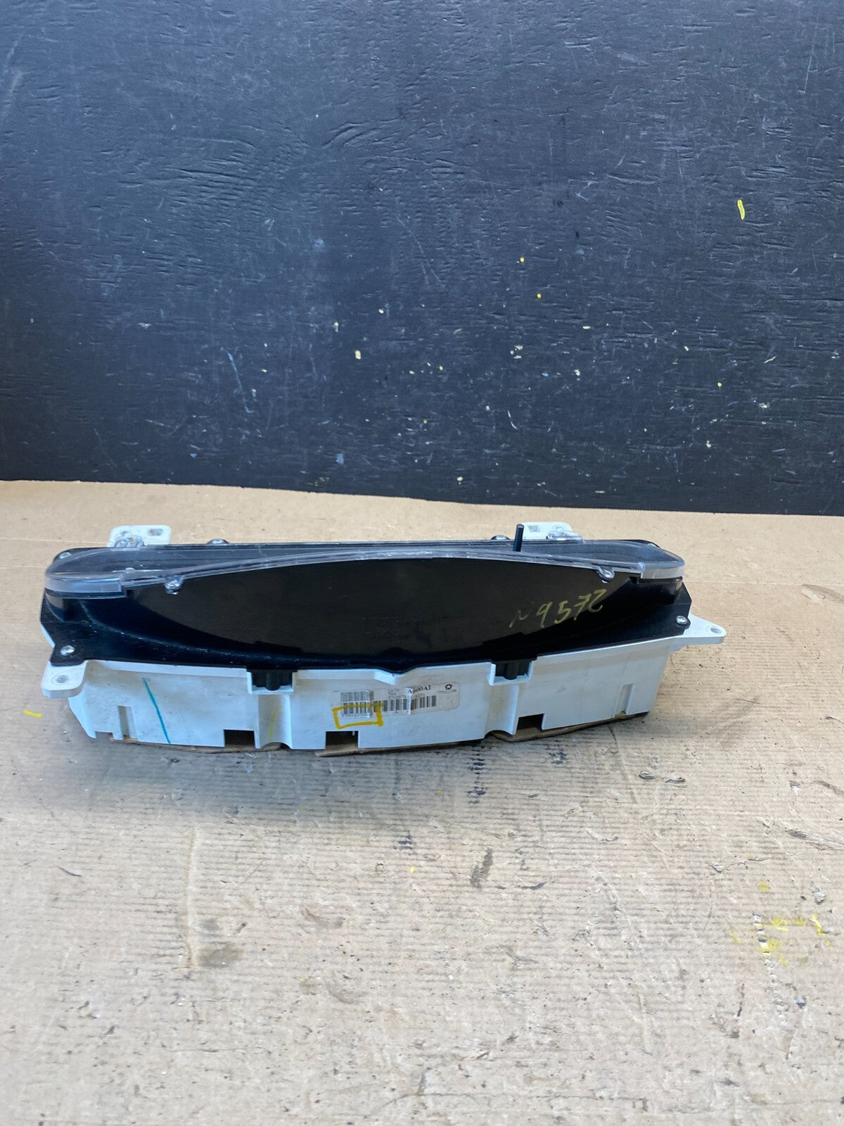 2006 Dodge Van Speedometer Cluster Gauge P56021000AI N9572 DG3