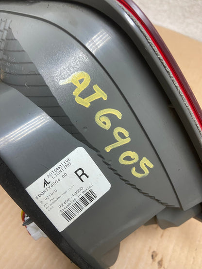 2011 2012 2013 Kia Sorento Right Passenger Inner Tail Light AI6905 LK8