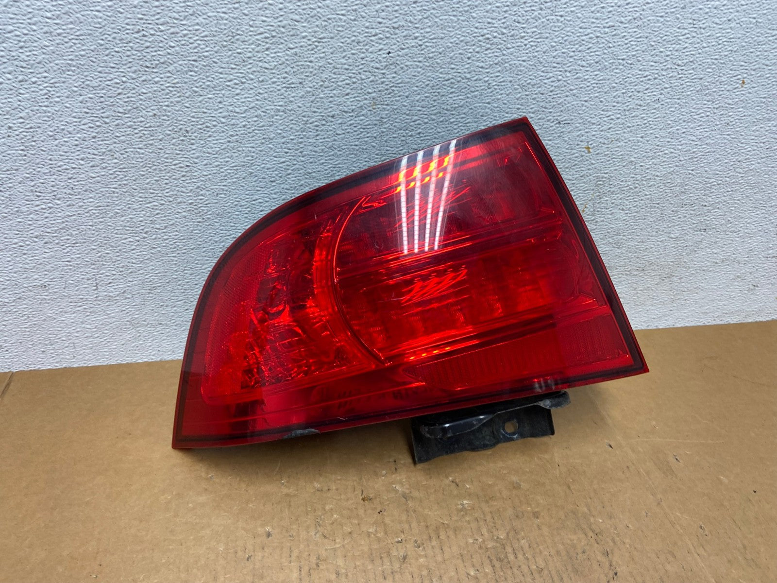 2004 2005 2006 Acura TL Left Driver Lh Side Tail Light AE0527 LK0