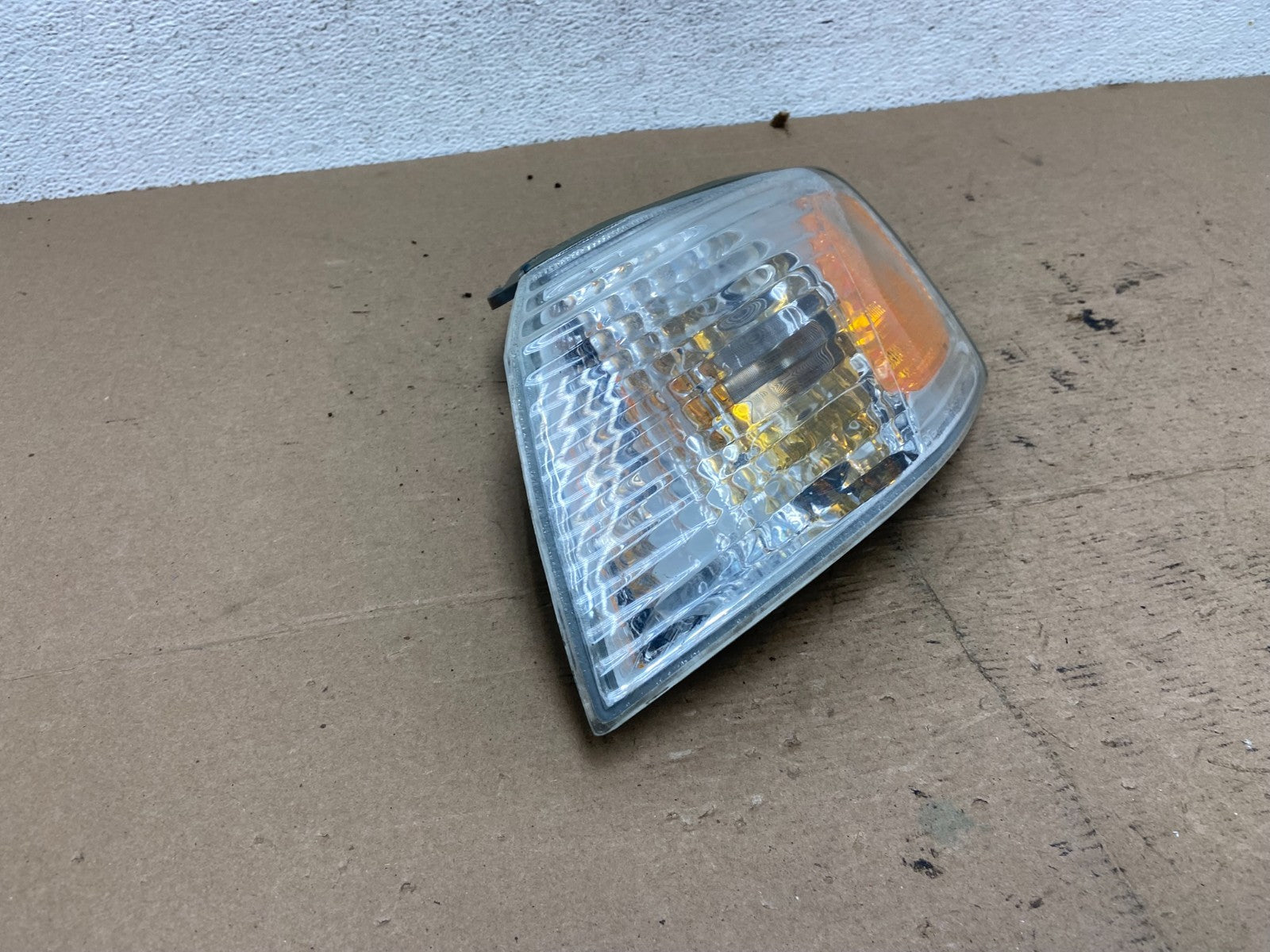 2000 - 2001 Toyota Camry Front Left Driver Lh Turn Signal DEPO AF4805 DW2