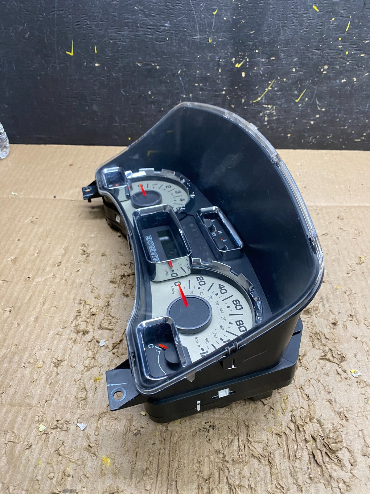 2007 2008 Ford  Expedition Speedometer Cluster Gauge OEM v7528 DG2