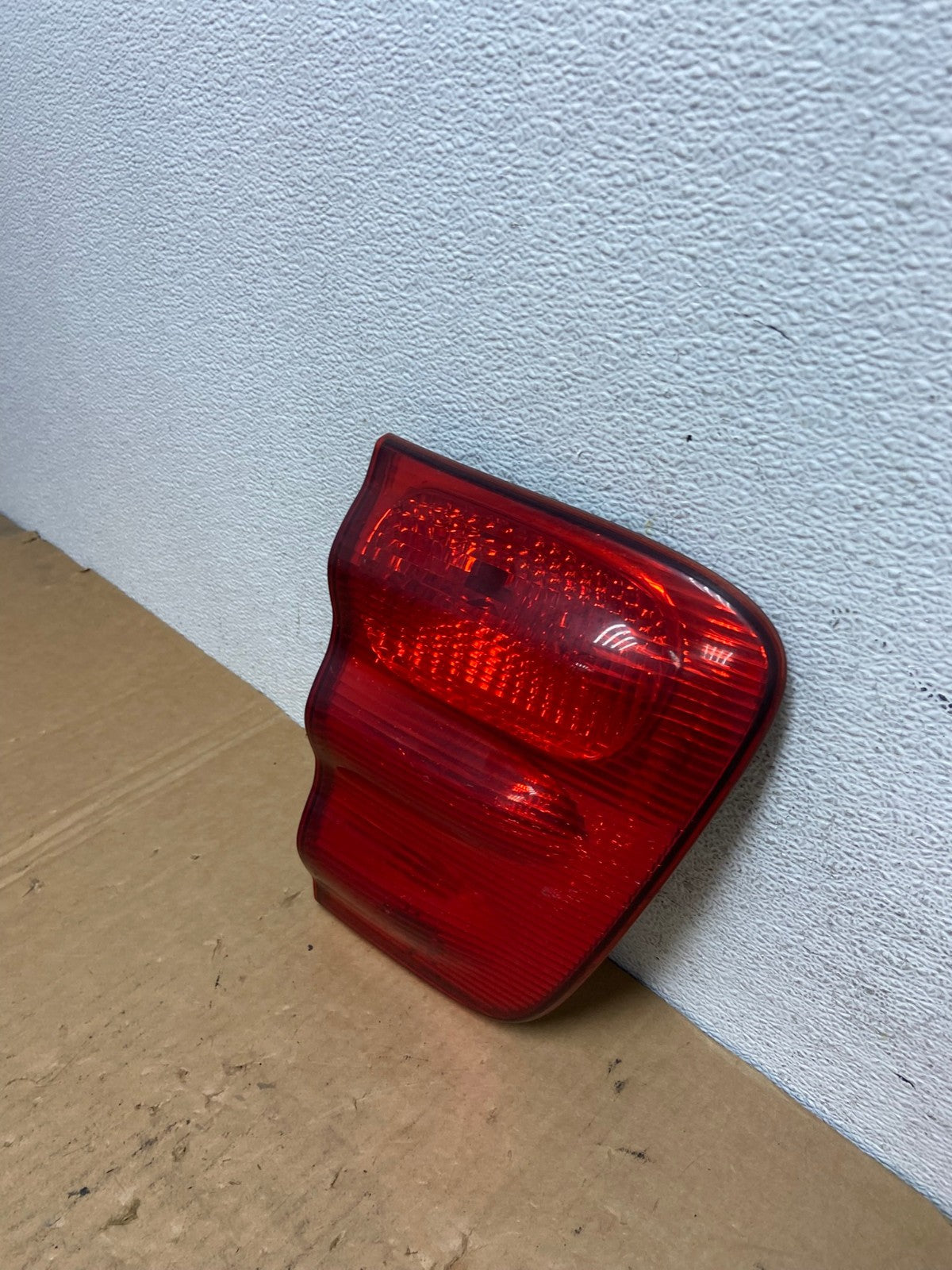 2001- 2004 Toyota Sequoia Driver Left Side Tail light Inner AD3199 LK1