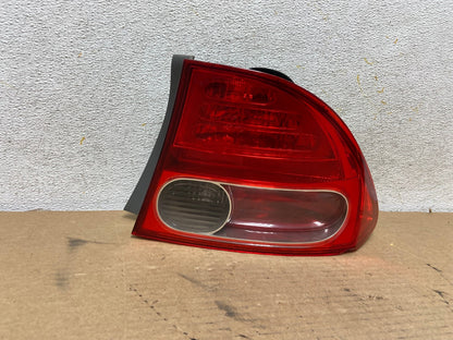 2006 2007 2008 Honda Civic Right Passenger Rh Side Tail Light AH4194 LK0