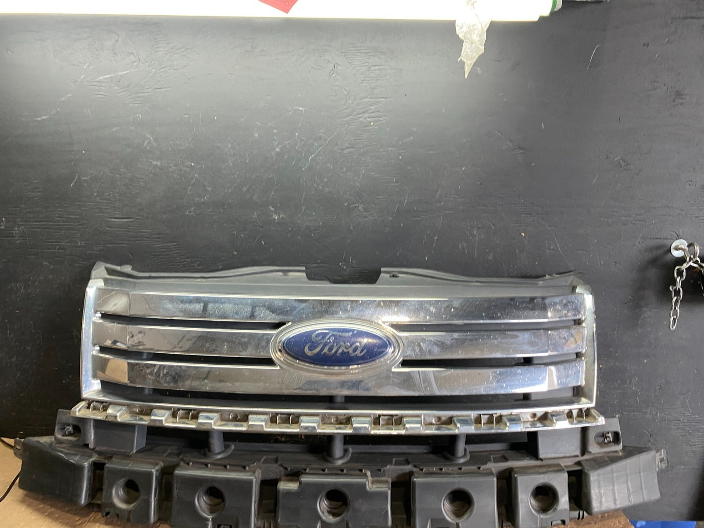 2007 to 2010 Ford Edge Front Upper Chrome Grill Grille Oem p6117 DG0