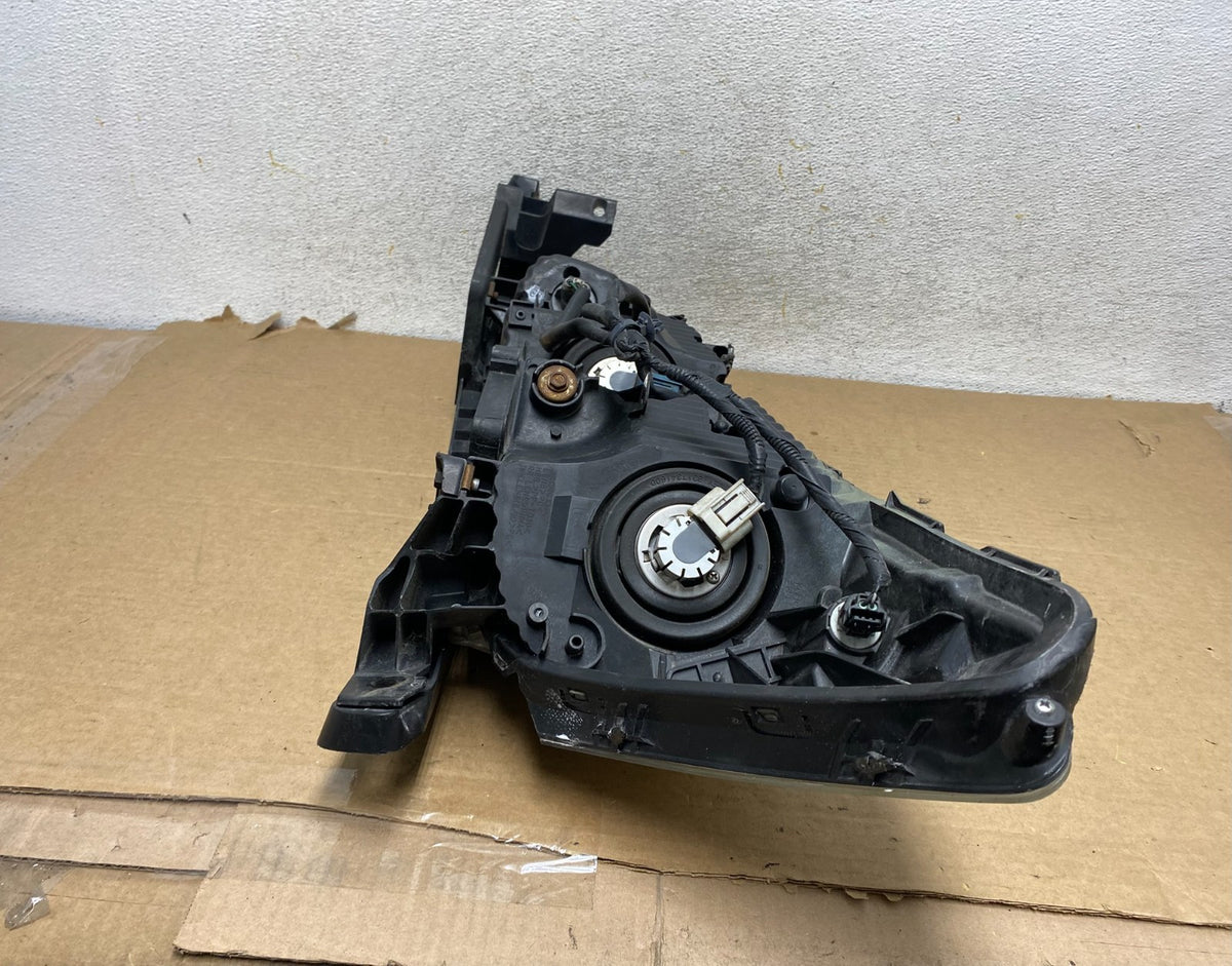 2008 to 2012 Honda Accord Sedan Right Passenger RH Headlight AH4048 DW8