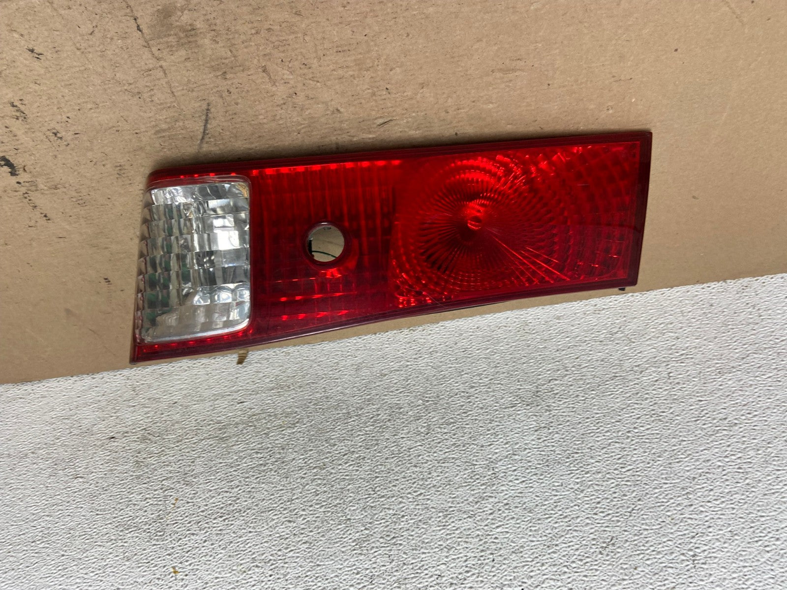 2000-2001 Toyota Camry Tail Light Right Passenger Rh Side Inner AF5058 LK0