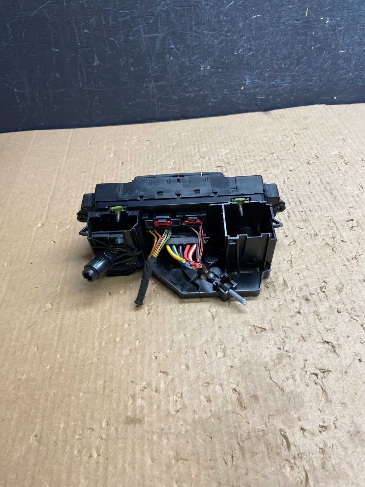 2011 - 2014 Volkswagen Jetta Center Climate Control Panel AC Heater AG5128 DG4